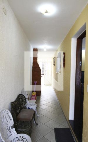 Casa à venda com 232m², 4 quartos e 2 vagasJardim de Inverno