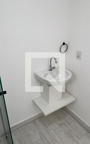 Apartamento para alugar com 110m², 2 quartos e 4 vagas Apartamento para alugar com 110m², 2 quartos e 4 vagasBanheiro