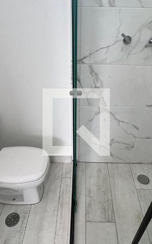 Apartamento para alugar com 110m², 2 quartos e 4 vagas Apartamento para alugar com 110m², 2 quartos e 4 vagasBanheiro da Suíte