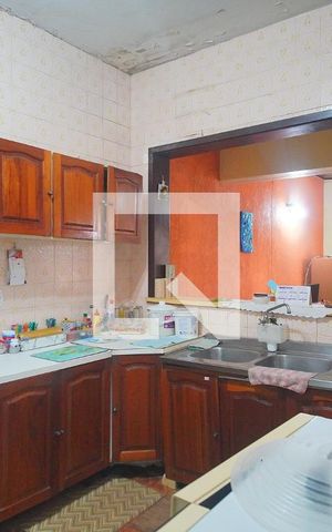 Casa à venda com 330m², 3 quartos e 2 vagas Casa à venda com 330m², 3 quartos e 2 vagasCozinha