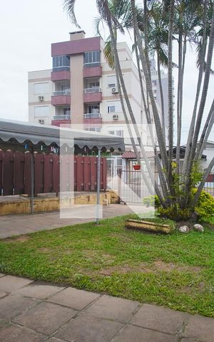 Casa à venda com 330m², 3 quartos e 2 vagas Casa à venda com 330m², 3 quartos e 2 vagasÁrea Externa