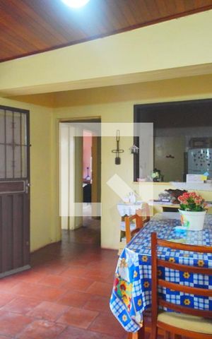 Casa à venda com 330m², 3 quartos e 2 vagas Casa à venda com 330m², 3 quartos e 2 vagasSala 2