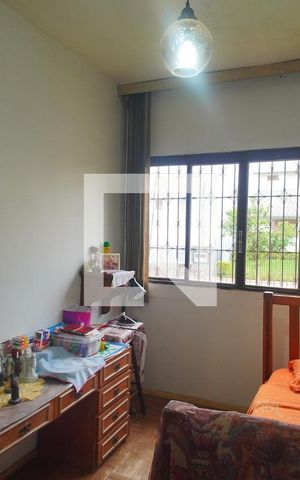 Casa à venda com 330m², 3 quartos e 2 vagas Casa à venda com 330m², 3 quartos e 2 vagasQuarto 1
