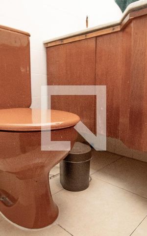 Apartamento à venda com 118m², 3 quartos e 2 vagas Apartamento à venda com 118m², 3 quartos e 2 vagasLavabo, louça sanitária