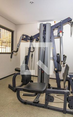 Apartamento à venda com 118m², 3 quartos e 2 vagas Apartamento à venda com 118m², 3 quartos e 2 vagasÁrea comum - Academia, aparelhos