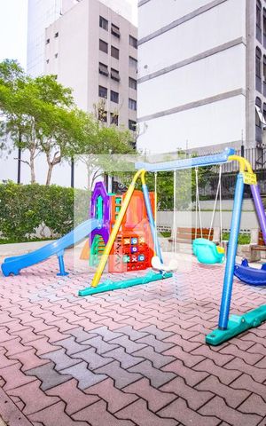 Apartamento à venda com 118m², 3 quartos e 2 vagas Apartamento à venda com 118m², 3 quartos e 2 vagasÁrea comum - Playground