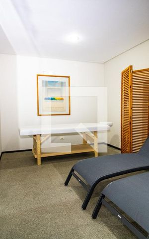 Apartamento à venda com 118m², 3 quartos e 2 vagas Apartamento à venda com 118m², 3 quartos e 2 vagasÁrea comum - Spa com sauna e massagem