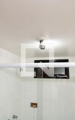 Apartamento à venda com 118m², 3 quartos e 2 vagas Apartamento à venda com 118m², 3 quartos e 2 vagasBanheiro 2, box e chuveiro