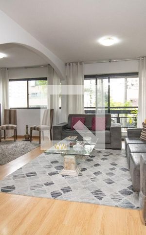 Apartamento à venda com 118m², 3 quartos e 2 vagas Apartamento à venda com 118m², 3 quartos e 2 vagasSala, panorâmica