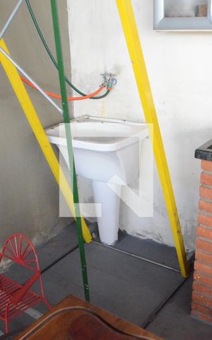 Casa à venda com 247m², 2 quartos e 7 vagasÁrea de Serviço