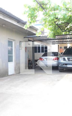 Casa à venda com 247m², 2 quartos e 7 vagasGaragem