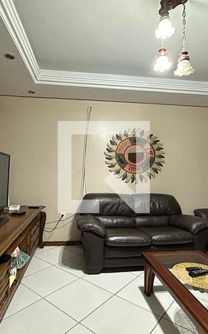Casa à venda com 240m², 4 quartos e 1 vagaSala