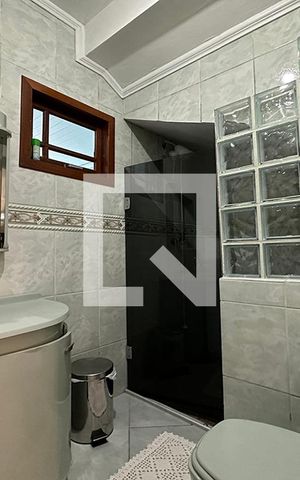 Casa à venda com 240m², 4 quartos e 1 vagaBanheiro 2