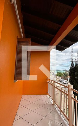 Casa à venda com 240m², 4 quartos e 1 vagaSacada
