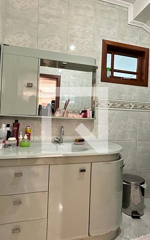 Casa à venda com 240m², 4 quartos e 1 vagaBanheiro 2