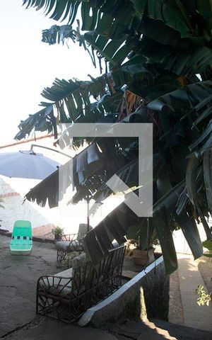 Casa à venda com 300m², 2 quartos e 6 vagasSala/Cozinha
