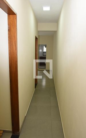 Casa para alugar com 80m², 2 quartos e sem vagaCorredor
