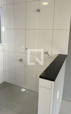 Casa para alugar com 80m², 2 quartos e sem vagaCozinha e Área de Serviço