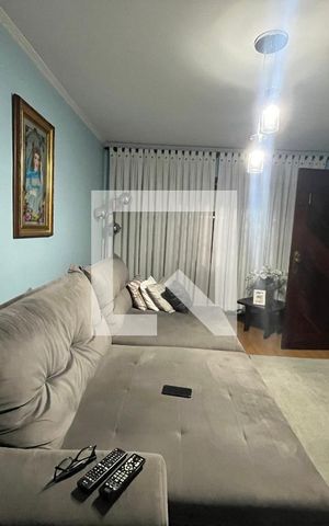Casa à venda com 160m², 2 quartos e 2 vagasSala