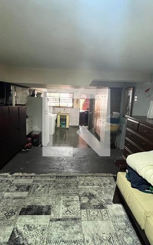 Casa à venda com 160m², 2 quartos e 2 vagasÁrea de Serviço