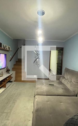Casa à venda com 160m², 2 quartos e 2 vagasSala