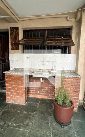 Casa à venda com 160m², 2 quartos e 2 vagasÁrea comum - Churrasqueira