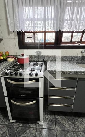Casa à venda com 160m², 2 quartos e 2 vagasCozinha