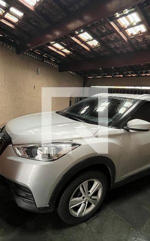 Casa à venda com 160m², 2 quartos e 2 vagasGaragem