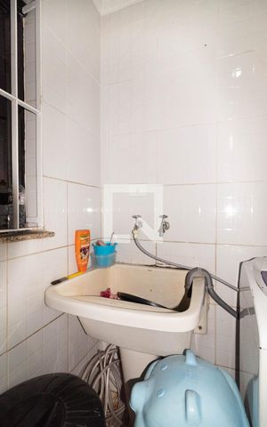 Casa à venda com 300m², 3 quartos e 3 vagas Casa à venda com 300m², 3 quartos e 3 vagasÁrea de Serviço