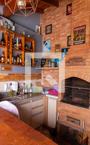 Casa à venda com 360m², 3 quartos e 2 vagas Casa à venda com 360m², 3 quartos e 2 vagasChurrasqueira