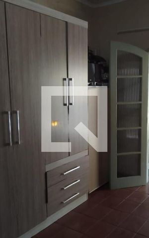 Casa à venda com 217m², 4 quartos e 3 vagas