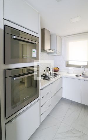 Apartamento à venda com 126m², 3 quartos e 2 vagasCozinha