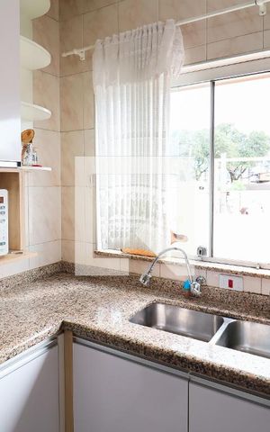 Casa à venda com 520m², 6 quartos e 4 vagasPiso 2:   Cozinha