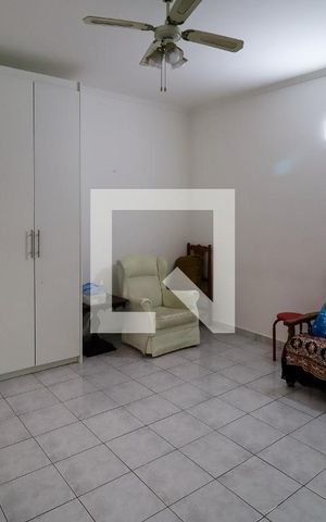 Casa à venda com 520m², 6 quartos e 4 vagasPiso 1: Suíte