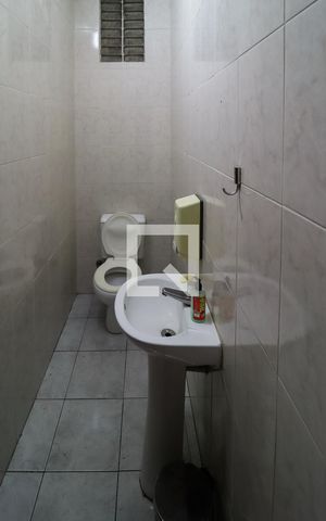 Casa à venda com 520m², 6 quartos e 4 vagasPiso 1: Lavabo 2
