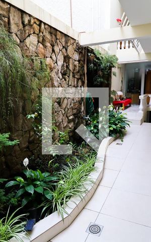 Casa à venda com 520m², 6 quartos e 4 vagasPiso 1:  Jardim