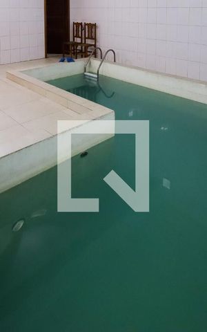 Casa à venda com 520m², 6 quartos e 4 vagasPiso 1:  Piscina Aquecida