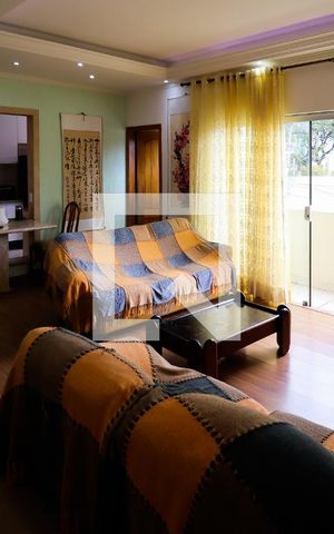 Casa à venda com 520m², 6 quartos e 4 vagasPiso 2: Sala
