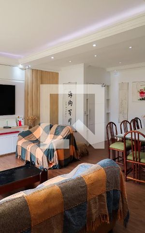 Casa à venda com 520m², 6 quartos e 4 vagasPiso 2: Sala