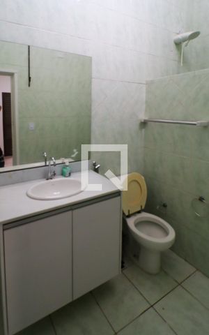 Casa à venda com 520m², 6 quartos e 4 vagasPiso 2: Suite 4/Copa