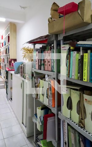 Casa à venda com 520m², 6 quartos e 4 vagasPiso 1: Biblioteca