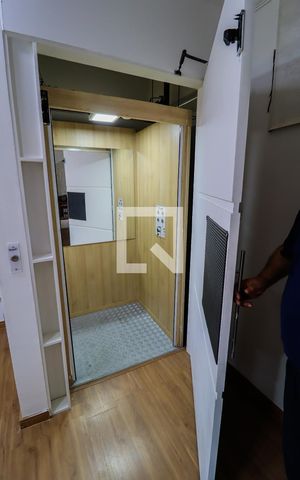 Casa à venda com 520m², 6 quartos e 4 vagasPiso 1:  Elevador