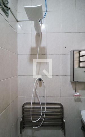 Casa à venda com 520m², 6 quartos e 4 vagasPiso 1: Suíte
