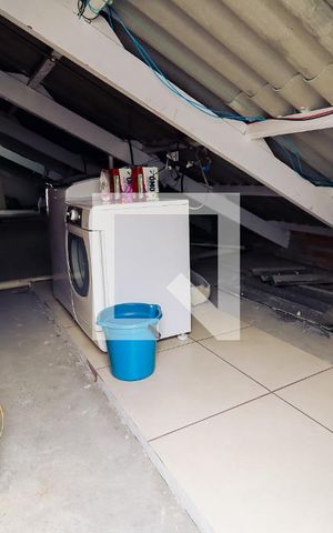 Casa à venda com 520m², 6 quartos e 4 vagasPiso 3: Sotão/Área de Serviço