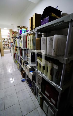 Casa à venda com 520m², 6 quartos e 4 vagasPiso 1: Biblioteca