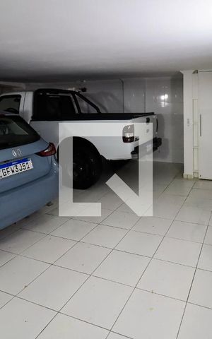 Casa à venda com 520m², 6 quartos e 4 vagasPiso 0: Garagem