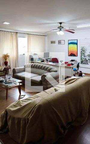 Casa à venda com 520m², 6 quartos e 4 vagasPiso 1: Sala 1
