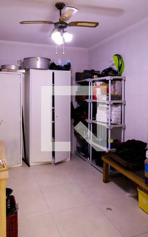 Casa à venda com 520m², 6 quartos e 4 vagasPiso 1:  Depósito
