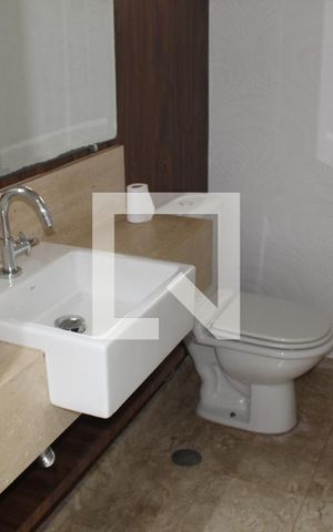 Casa de condomínio para alugar com 180m², 4 quartos e 3 vagasLavabo