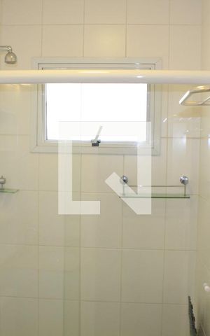 Casa de condomínio para alugar com 180m², 4 quartos e 3 vagasBanheiro suite 1